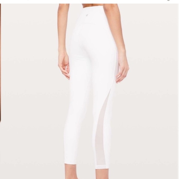 White lululemon leggings, wunder under-size 6 - Picture 2 of 4